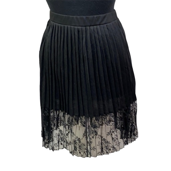 Philosophy Embroidered Lace Skirt - Picture 2 of 5